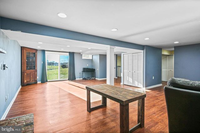 601 SHERRY DR, Sykesville, MD 21784