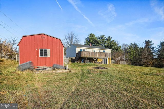 601 SHERRY DR, Sykesville, MD 21784