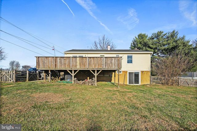 601 SHERRY DR, Sykesville, MD 21784