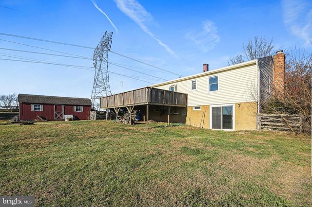 601 SHERRY DR, Sykesville, MD 21784