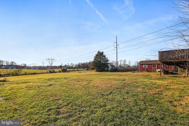 601 SHERRY DR, Sykesville, MD 21784