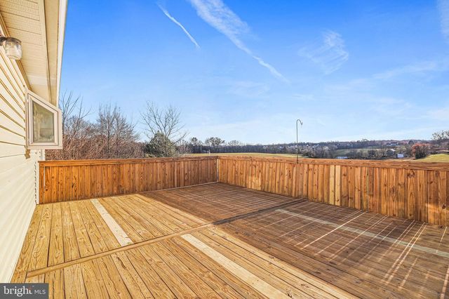 601 SHERRY DR, Sykesville, MD 21784