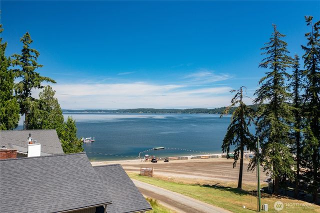 1310 E Herron Boulevard NW, Lakebay, WA 98349