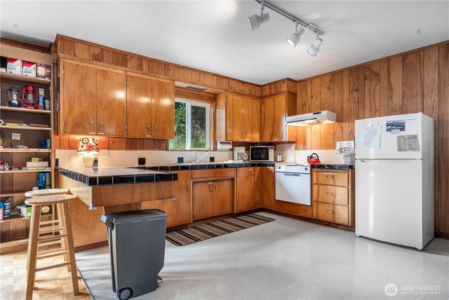 1310 E Herron Boulevard NW, Lakebay, WA 98349