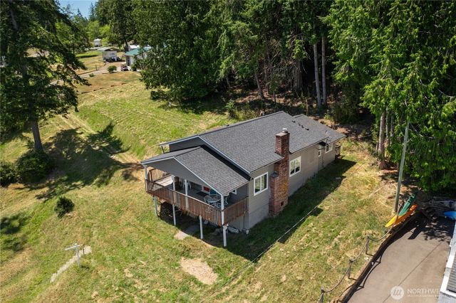 1310 E Herron Boulevard NW, Lakebay, WA 98349