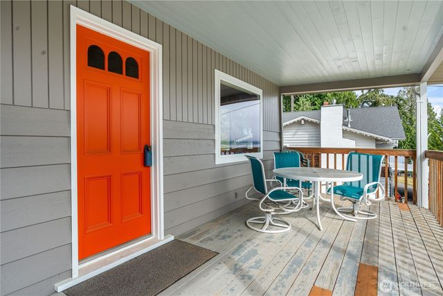1310 E Herron Boulevard NW, Lakebay, WA 98349