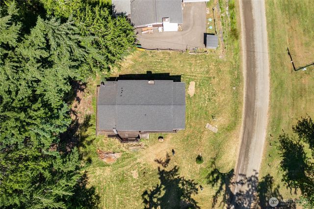 1310 E Herron Boulevard NW, Lakebay, WA 98349