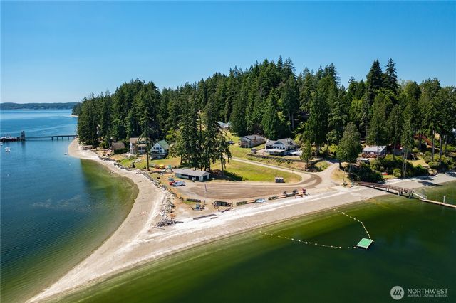 1310 E Herron Boulevard NW, Lakebay, WA 98349