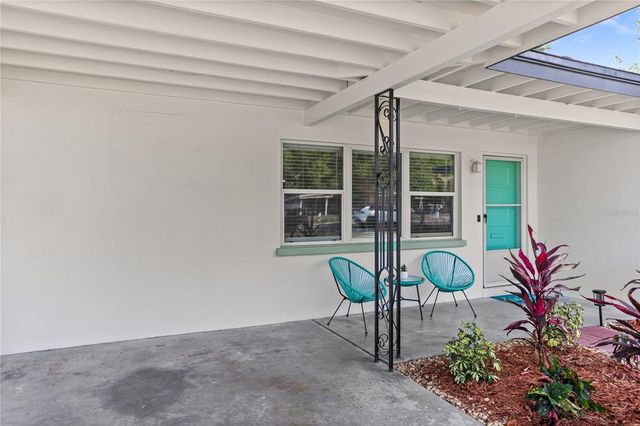 300 N MARS AVENUE, Clearwater, FL 33755