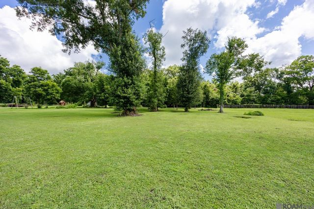 5270 Ellwood Rd, Brusly, LA 70719