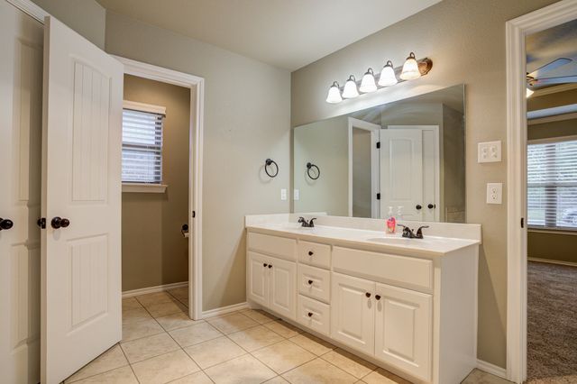 12205 Norfolk Avenue, Lubbock, TX 79424