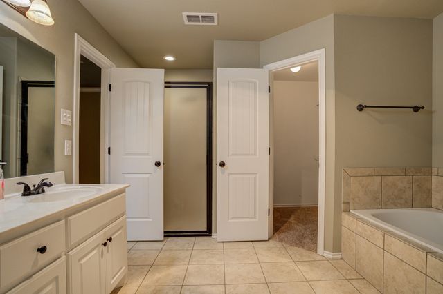 12205 Norfolk Avenue, Lubbock, TX 79424