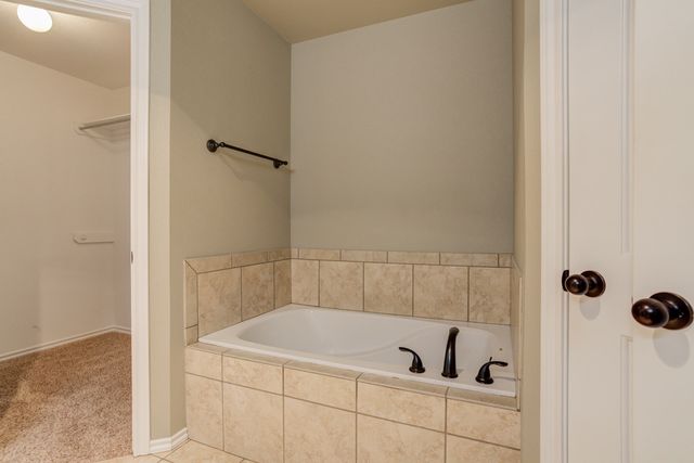 12205 Norfolk Avenue, Lubbock, TX 79424