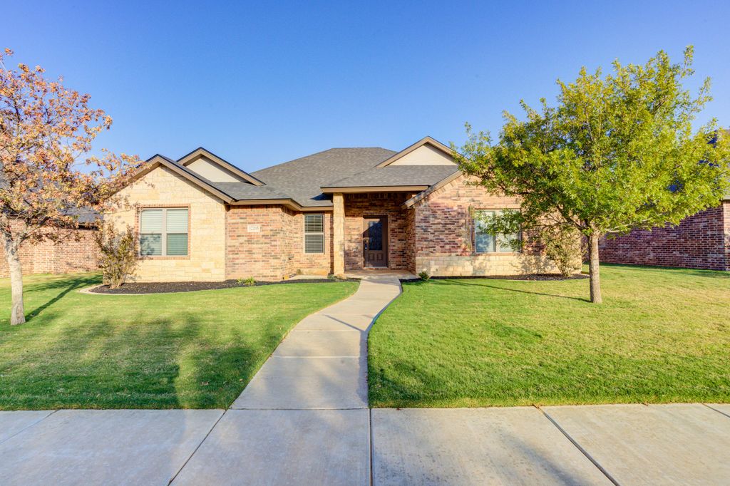 12205 Norfolk Avenue, Lubbock, TX 79424