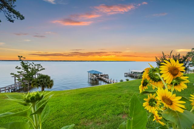 359 Green Street, Santee, SC 29142