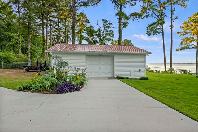 359 Green Street, Santee, SC 29142