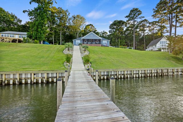 359 Green Street, Santee, SC 29142