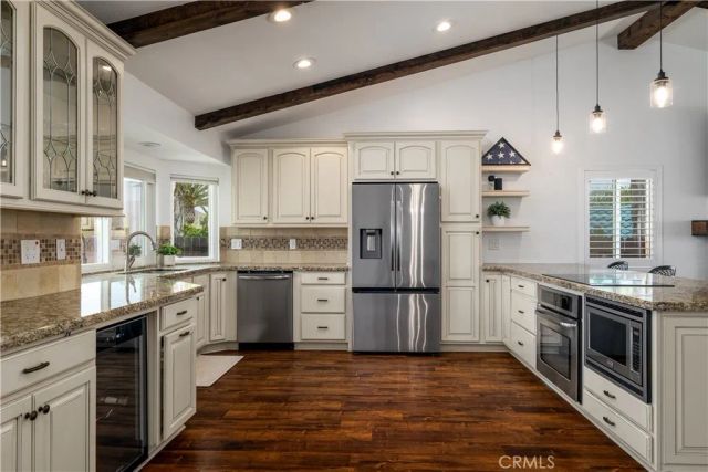 30367 Big River, Canyon Lake, CA 92587