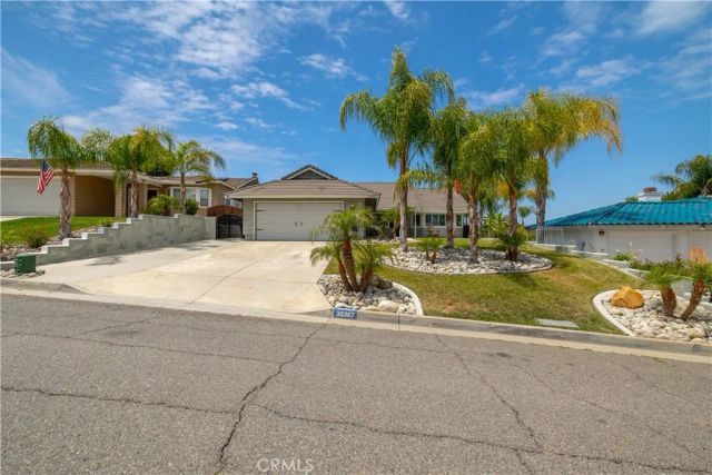 30367 Big River, Canyon Lake, CA 92587