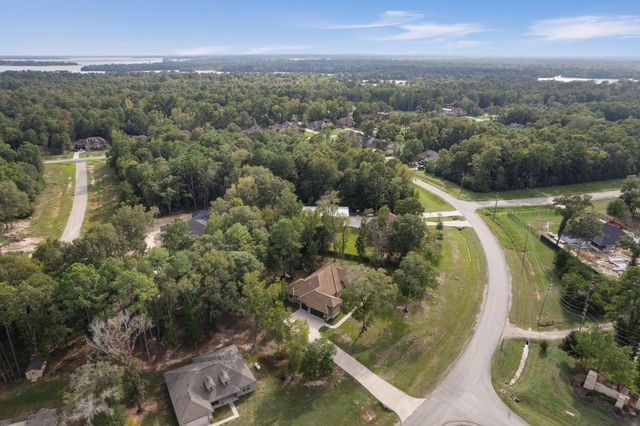 28526 Riverside Crest Lane, Houston, TX 77336