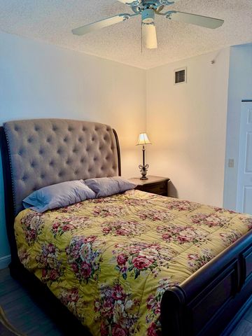 3018 Alcazar Place 101, Palm Beach Gardens, FL 33410