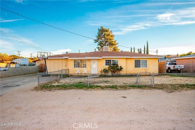 4546 W Avenue L11, Lancaster, CA 93536