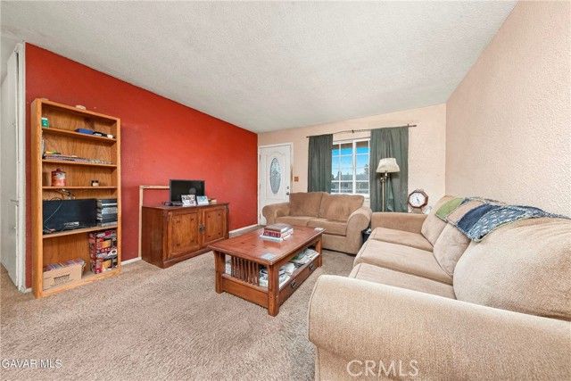 4546 W Avenue L11, Lancaster, CA 93536