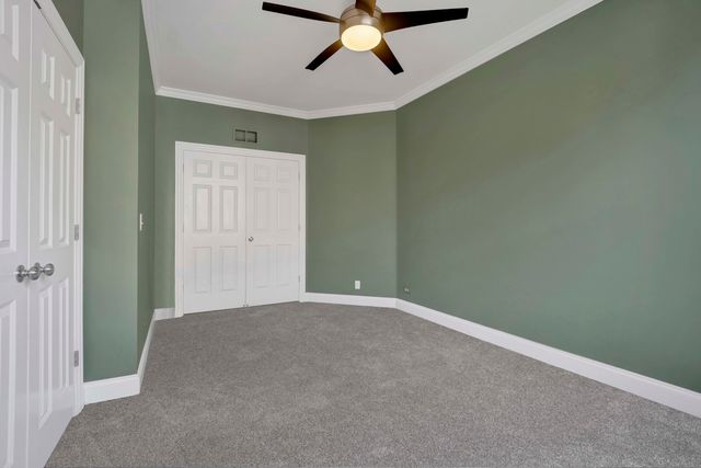 4543 N Malden Street 2N, Chicago, IL 60640