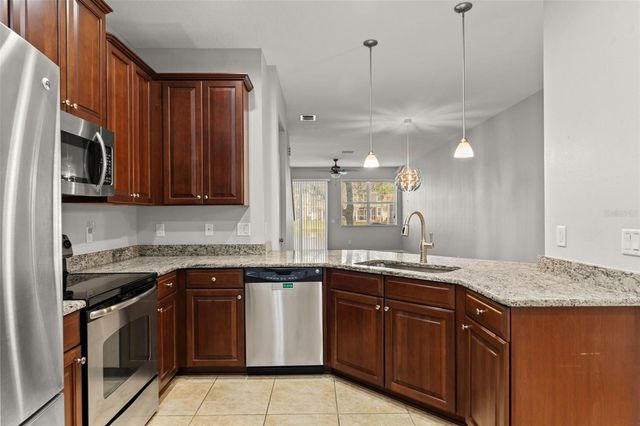 12581 STREAMDALE DRIVE, Tampa, FL 33626