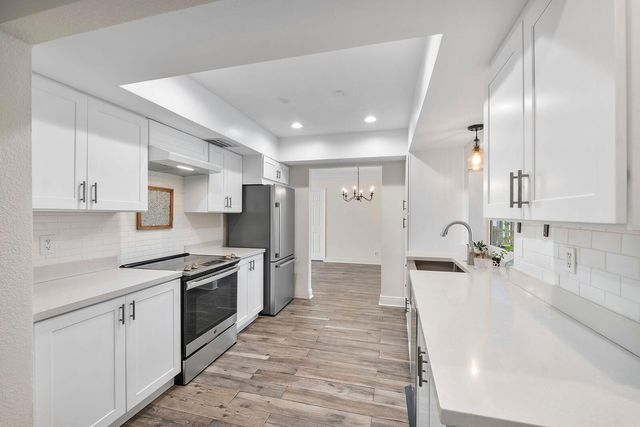 7307 SW 9th Court, Plantation, FL 33317