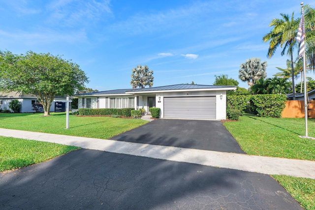 7307 SW 9th Court, Plantation, FL 33317