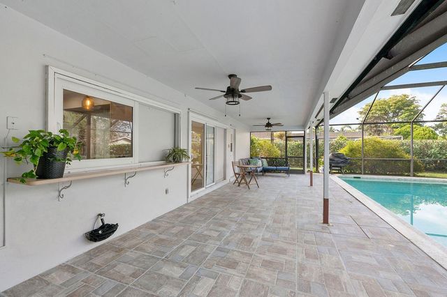 7307 SW 9th Court, Plantation, FL 33317