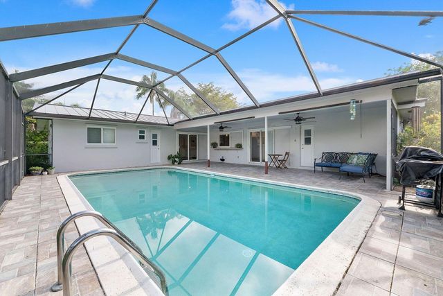 7307 SW 9th Court, Plantation, FL 33317