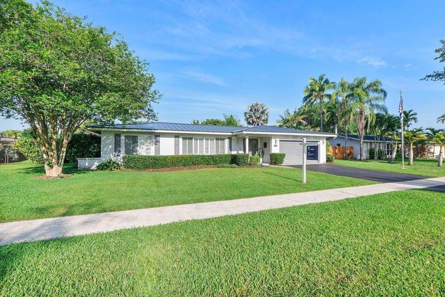 7307 SW 9th Court, Plantation, FL 33317
