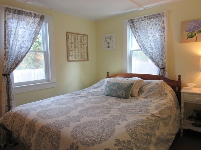 36 Old Sailors Way, Dennis, MA 02660