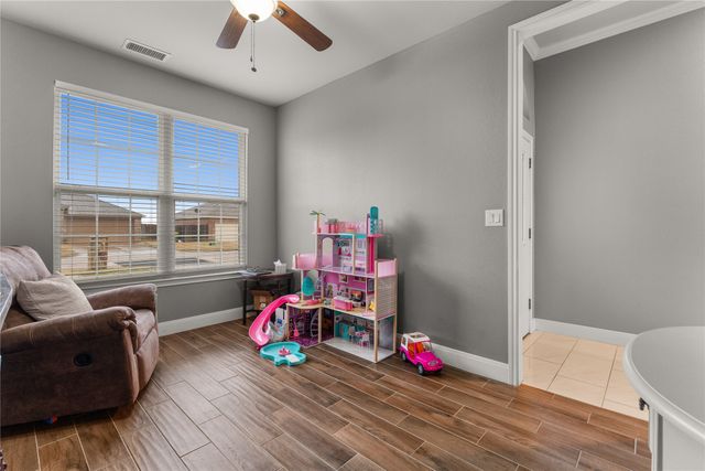 423 Stoneridge Drive, Hillsboro, TX 76645