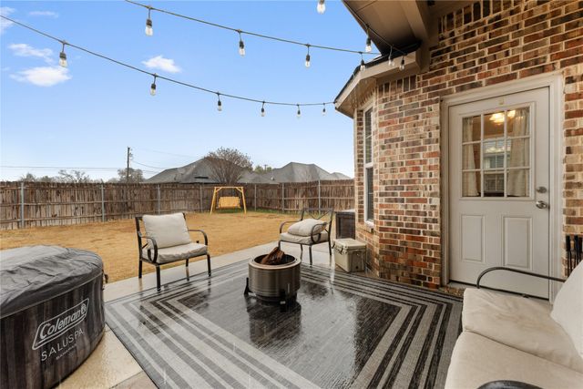 423 Stoneridge Drive, Hillsboro, TX 76645