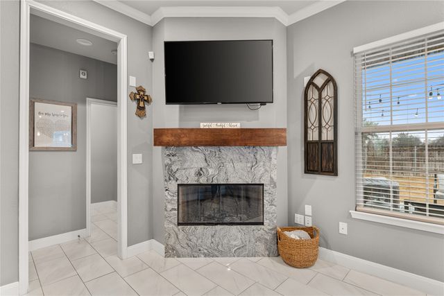 423 Stoneridge Drive, Hillsboro, TX 76645