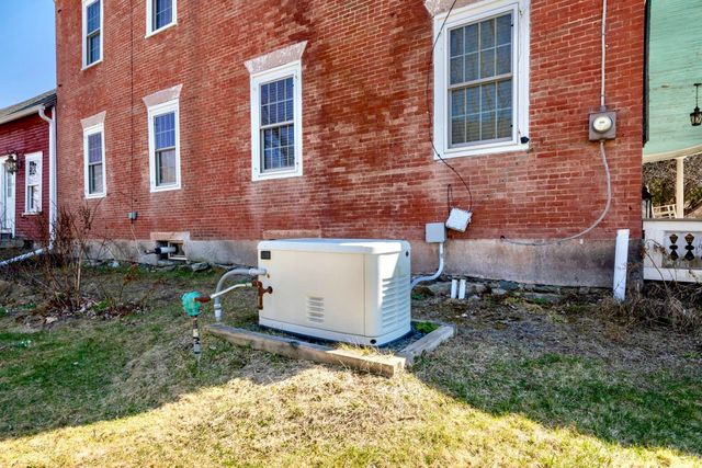 115 Court Street, Haverhill, NH 03765
