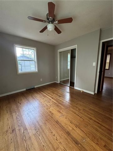 8404 Booth Avenue, Raytown, MO 64138