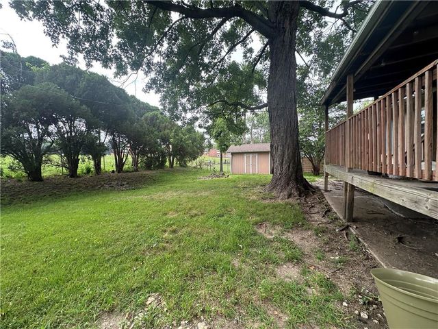 8404 Booth Avenue, Raytown, MO 64138
