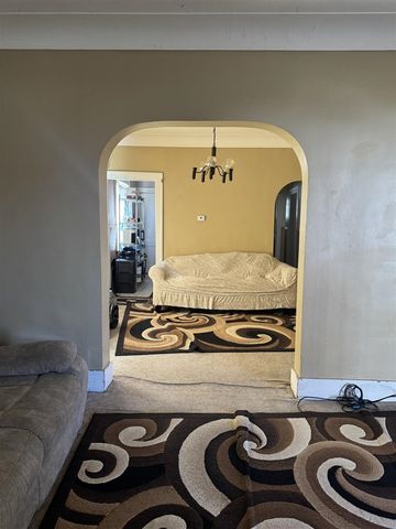 4649 Jonathon Street, Dearborn, MI 48126