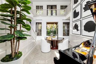 8 Upland, Irvine, CA 92602