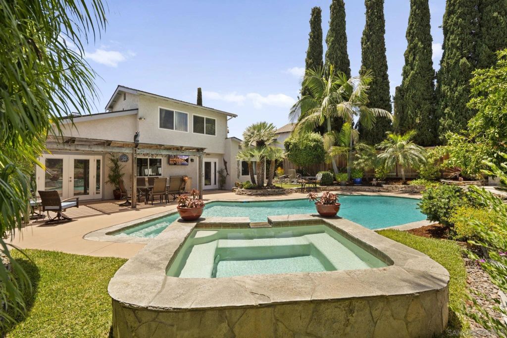 10328 AMARO COURT, San Diego, CA 92124