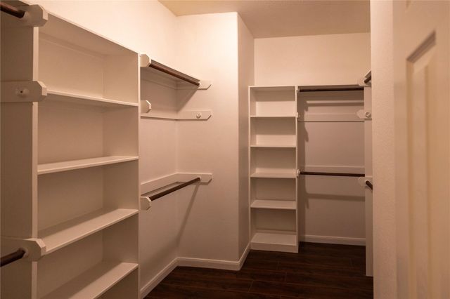 1105 Isabella Boulevard, Angleton, TX 77515