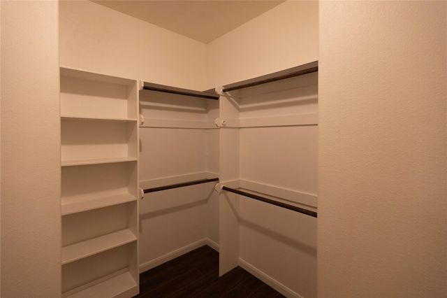 1105 Isabella Boulevard, Angleton, TX 77515