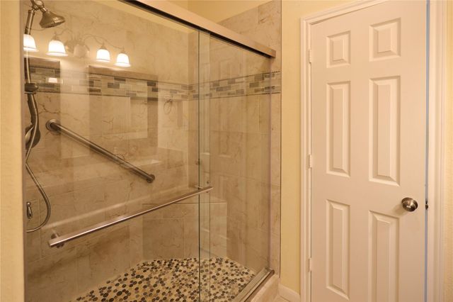 1105 Isabella Boulevard, Angleton, TX 77515