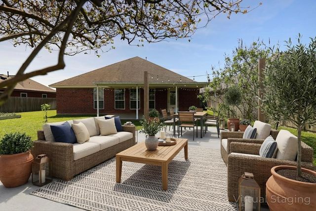 1105 Isabella Boulevard, Angleton, TX 77515