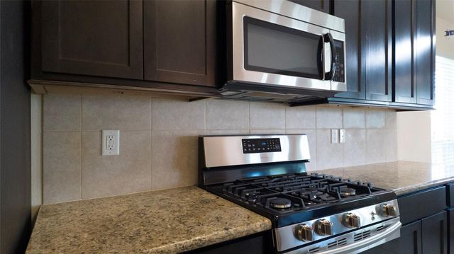 1105 Isabella Boulevard, Angleton, TX 77515