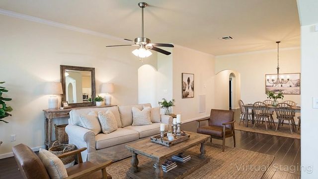 1105 Isabella Boulevard, Angleton, TX 77515